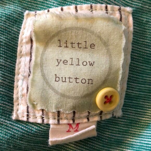 Anthro Little Yellow Button Winding Road Tank M - Picture 7 of 8